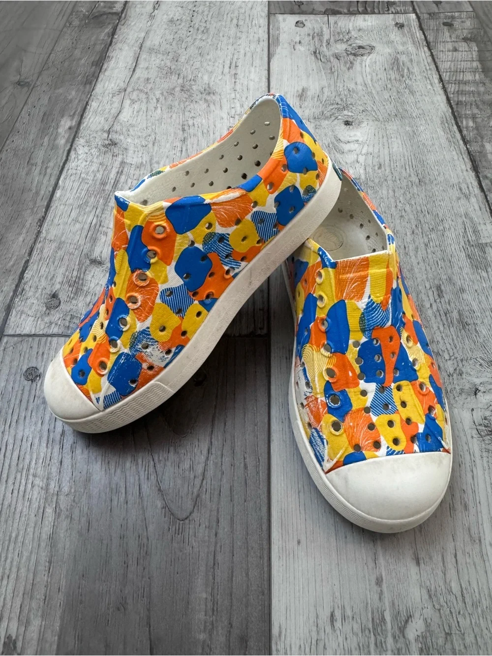 Native Jefferson Toddler Slip On Water Shoes Sandal Orange Blue Multicolor C12